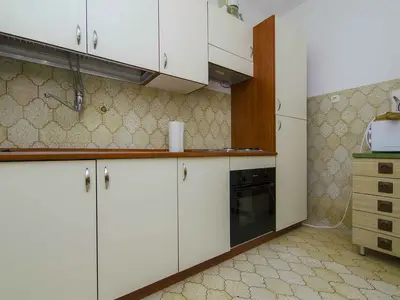 Ferienhaus für 12 Personen (160 m²) in Arbanija 8/10