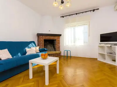 Ferienhaus für 12 Personen (160 m²) in Arbanija 4/10