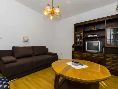 Ferienhaus für 12 Personen (160 m²) in Arbanija 8/10