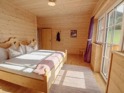 Haus Grundlsee Schlafzimmer OG Doppelbett 2