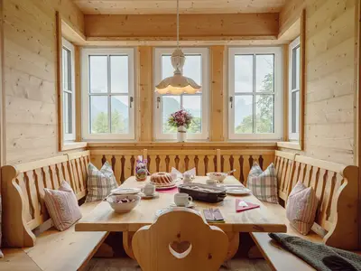 DiningRoom