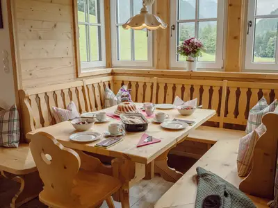 DiningRoom