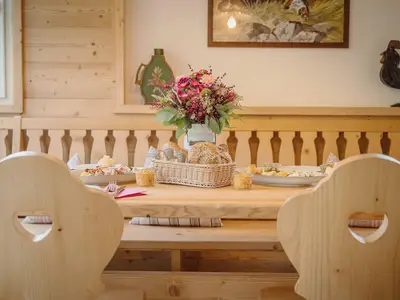 DiningRoom