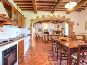 23746586-Ferienhaus-9-Arcidosso-300x225-5