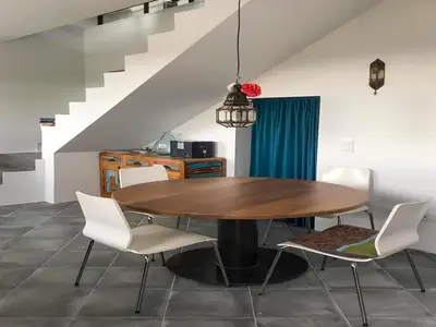 DiningRoom