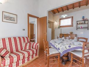 23720868-Ferienhaus-4-Arezzo-300x225-2