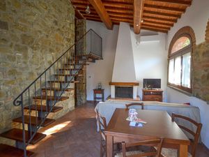 23767951-Ferienhaus-18-Arezzo-300x225-2