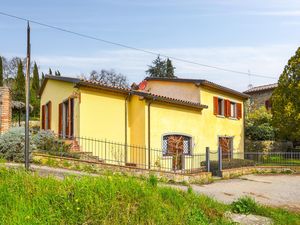 23763843-Ferienhaus-8-Arezzo-300x225-1