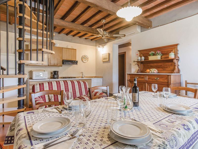 23720842-Ferienhaus-6-Arezzo-800x600-2