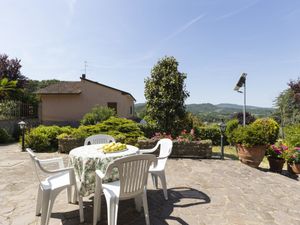 23848235-Ferienhaus-4-Arezzo-300x225-2