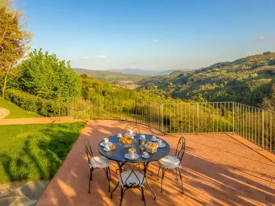 Ferienhaus für 9 Personen (300 m²) in Provinz Arezzo 3/10