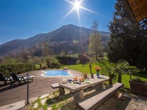 22093045-Ferienhaus-8-Argegno-300x225-0