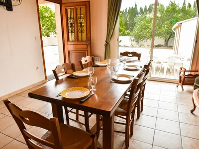 DiningRoom