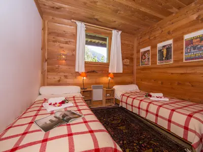 Schlafzimmer 2 mit 2 Einzelbetten