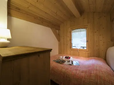 Schlafzimmer 3 mit einem großen Einzelbett