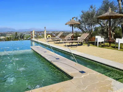 PoolOfHouse