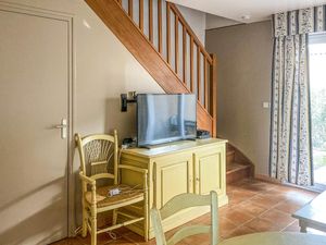 23752454-Ferienhaus-6-Arles-300x225-3