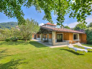 23708449-Ferienhaus-6-Armeno-300x225-0