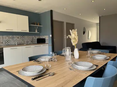 DiningRoom