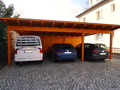 Carport am Haus