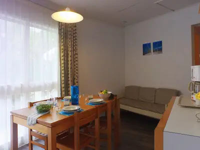 DiningRoom
