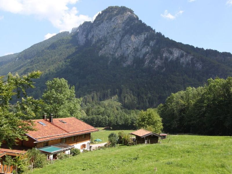 23981400-Ferienhaus-4-Aschau im Chiemgau-800x600-2