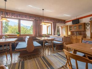 23895875-Ferienhaus-9-Aschau im Zillertal-300x225-1