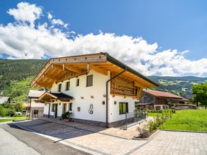 23895877-Ferienhaus-12-Aschau im Zillertal-300x225-1