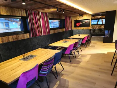 DiningRoom