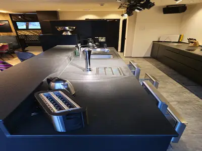 DiningRoom