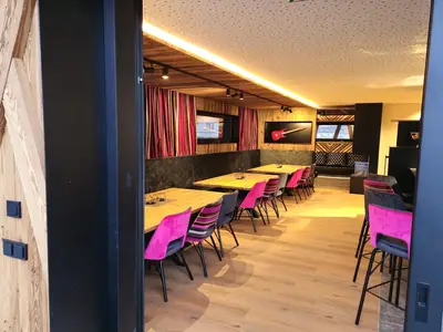 DiningRoom