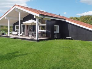 23740310-Ferienhaus-8-Askeby-300x225-1