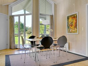 23740200-Ferienhaus-6-Asnæs-300x225-5