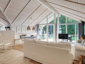 23501107-Ferienhaus-6-Asserbo-300x225-5