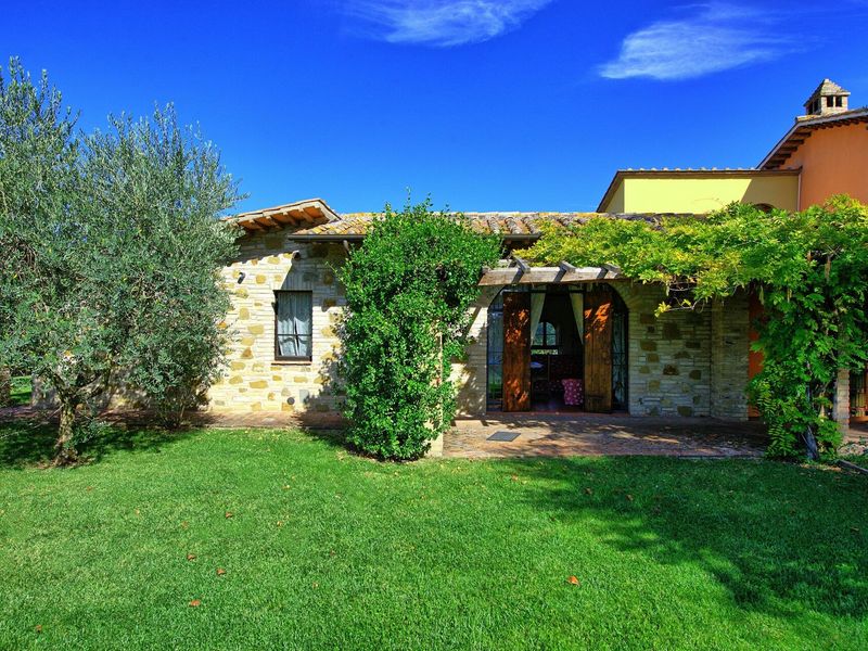 24029647-Ferienhaus-15-Assisi-800x600-2