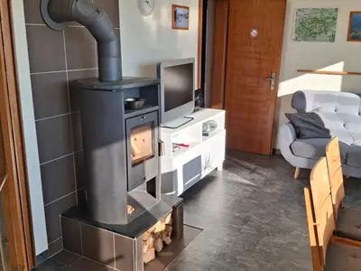 Photo, INSIDE, OUTSIDE