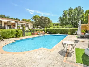 Ferienhaus für 8 Personen (290 m²) in Aubais
