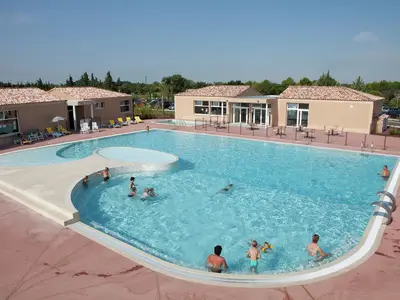 PoolOfHouse