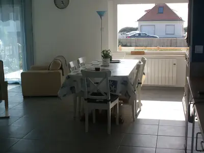DiningRoom