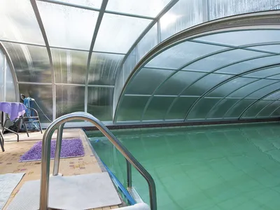 PoolOfHouse