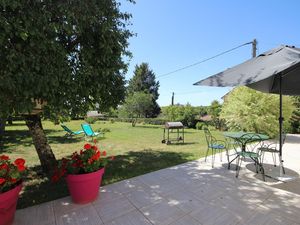 23666289-Ferienhaus-4-AUNAY-EN-BAZOIS-300x225-5