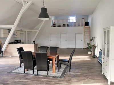 DiningRoom