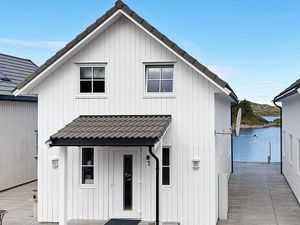 23782842-Ferienhaus-6-Averøy-300x225-3