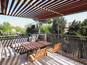 23757677-Ferienhaus-10-Avignon-300x225-1