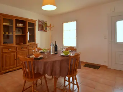 DiningRoom