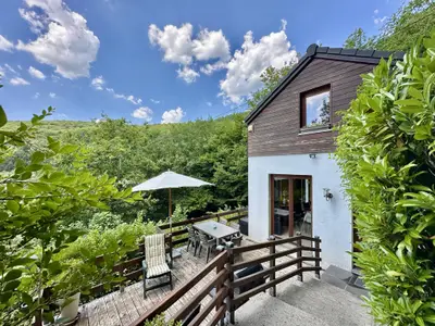 Außenseite Ferienhaus [Sommer]