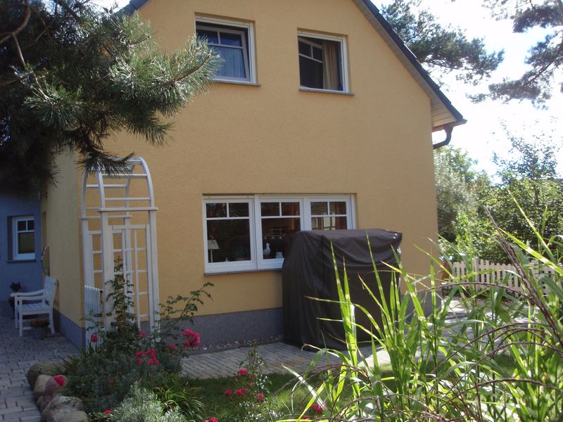 18701109-Ferienhaus-6-Baabe-800x600-0