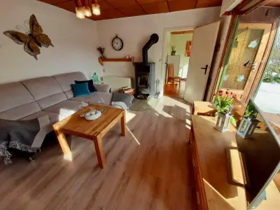 Wohnzimmer mit Kaminofen
