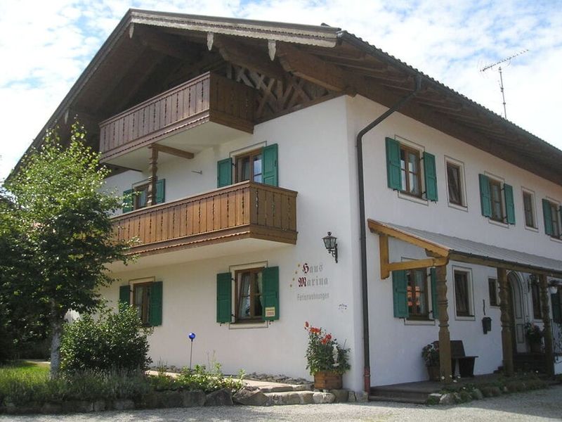 23977530-Ferienhaus-2-Bad Kohlgrub-800x600-2