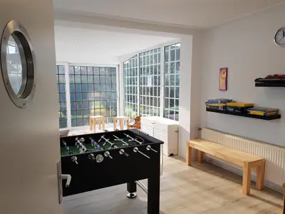 Spielzimmer & Lounge mit Zugang Terrasse